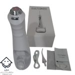 محتویات بسته‌بندی دستگاه Oral Irrigator شامل دستگاه، نازل، کابل شارژ و دفترچه راهنما.